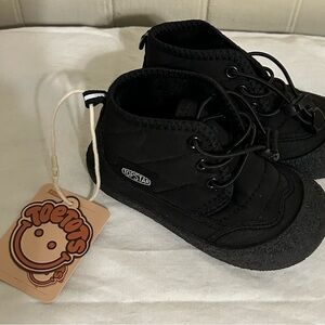 NWT TrailBlaze Kids Barefoot Winter Boots-Waterproof Toddler Boots Size 1.5